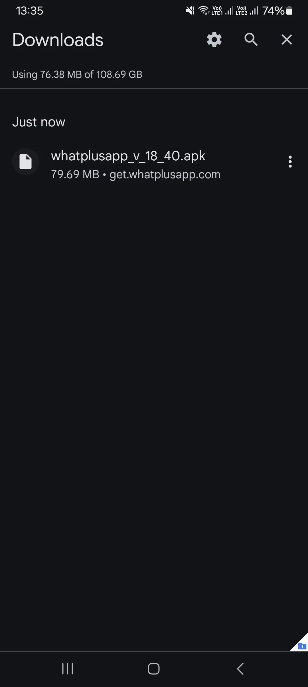 Descarga el APK de WhatsApp Plus desde una fuente confiable en whatplusapp.com